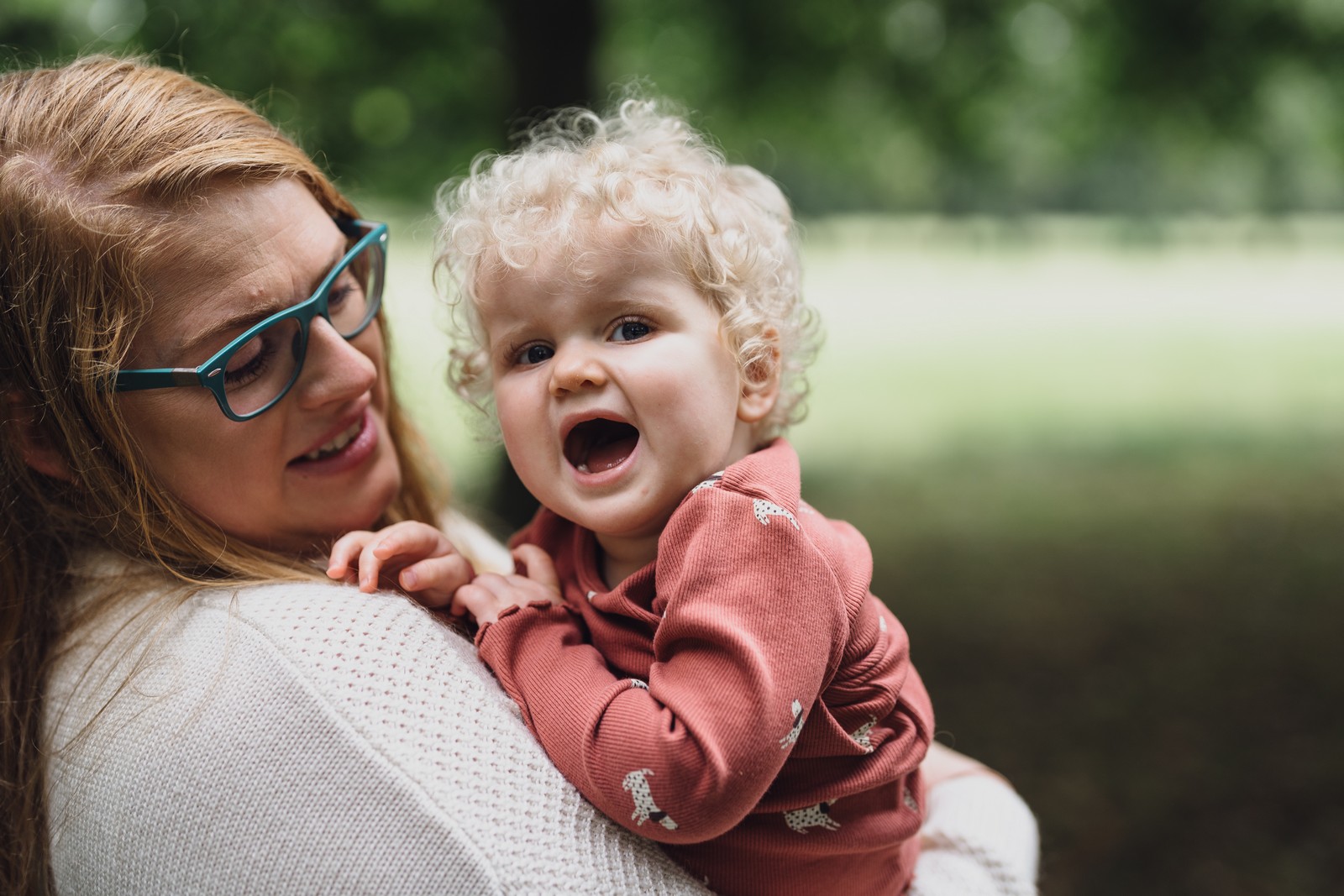Family photographer in Cheshire // Jack, Laura & Bee