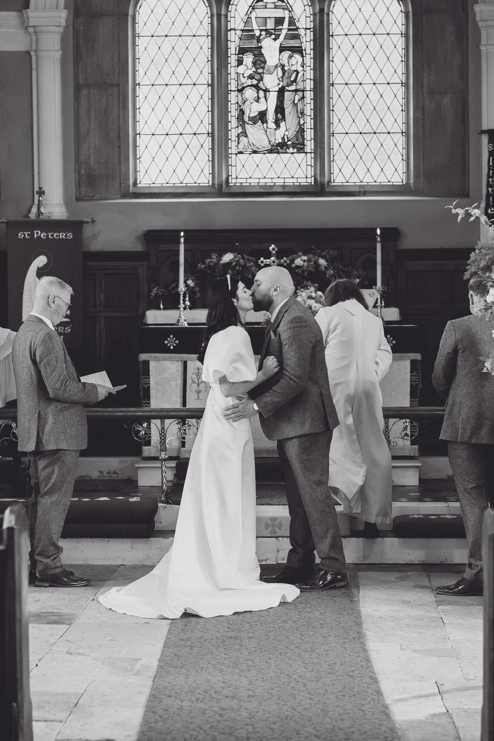 A Springtime Celebration at Abbeywood Gardens // Holly & Nate