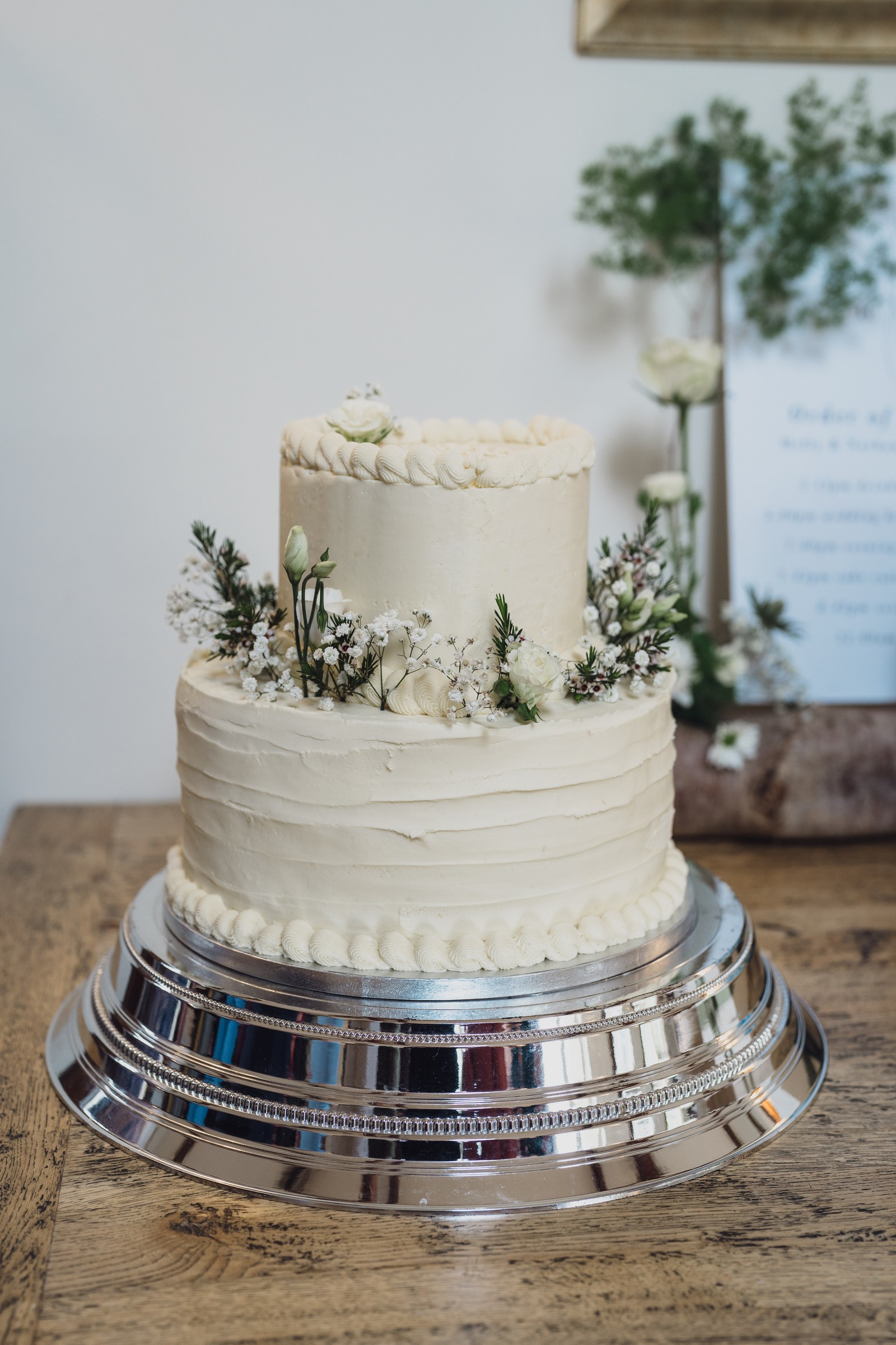 A Springtime Celebration at Abbeywood Gardens // Holly & Nate