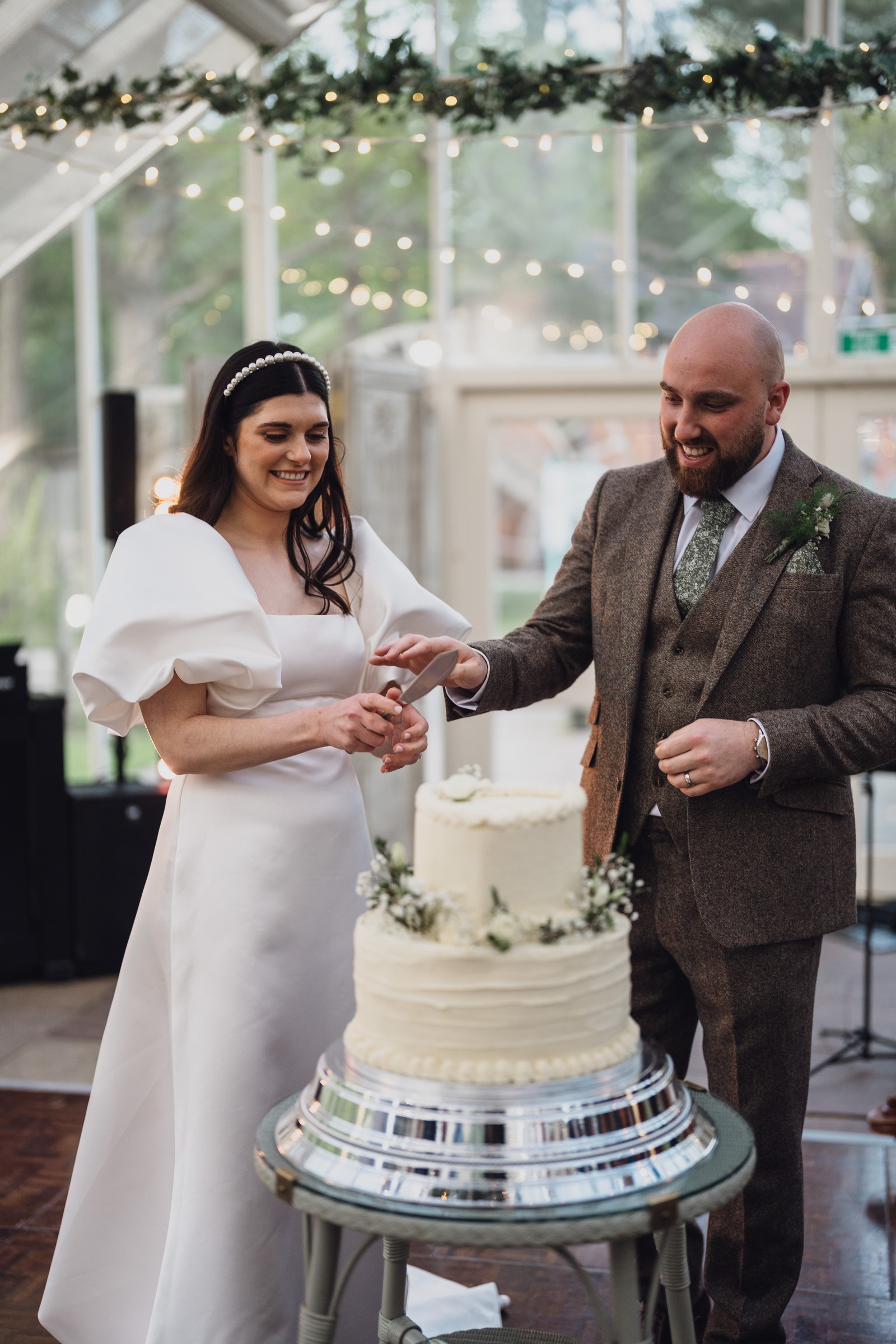 A Springtime Celebration at Abbeywood Gardens // Holly & Nate