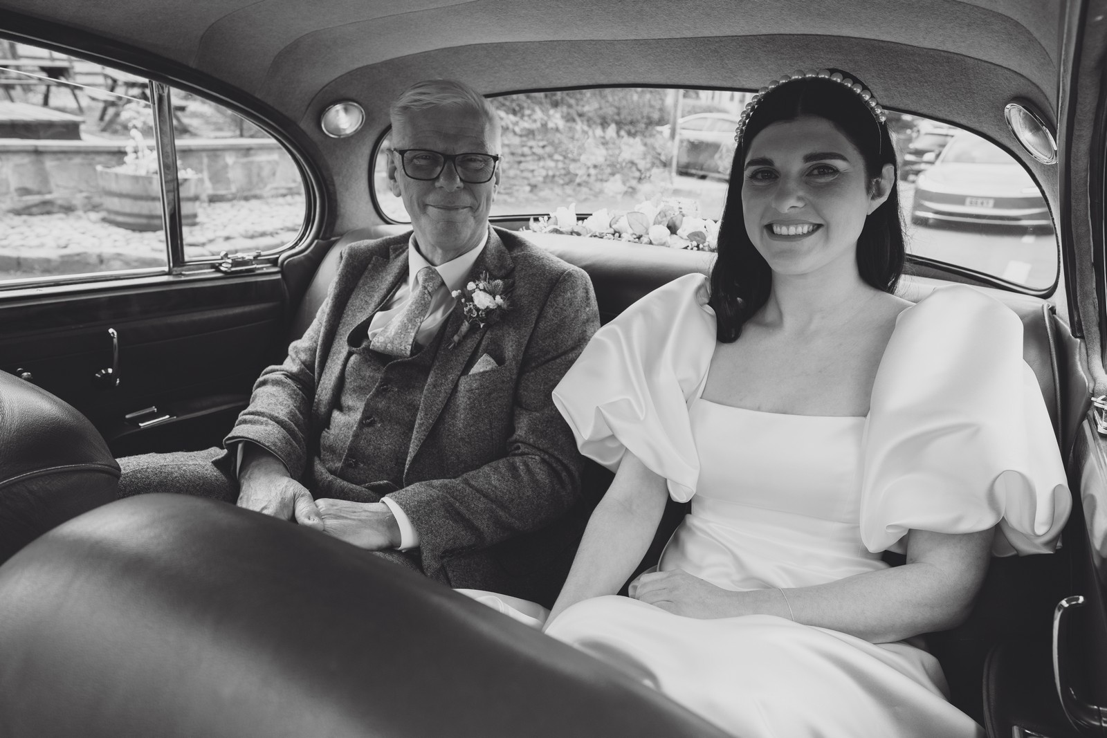 A Springtime Celebration at Abbeywood Gardens // Holly & Nate