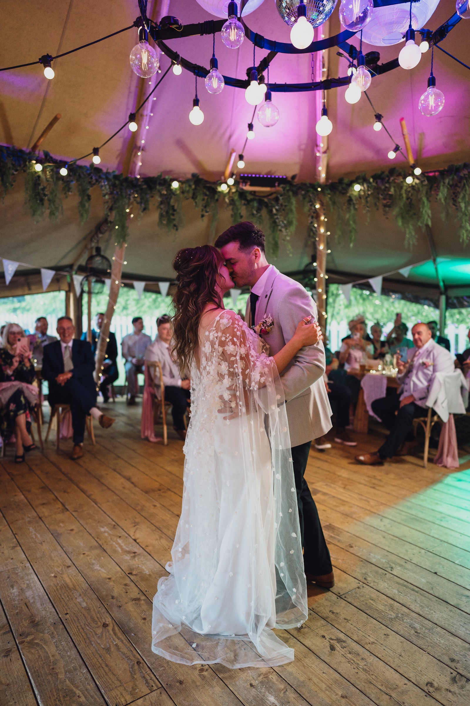Ali & Jordan’s Whimsical Spring Wedding