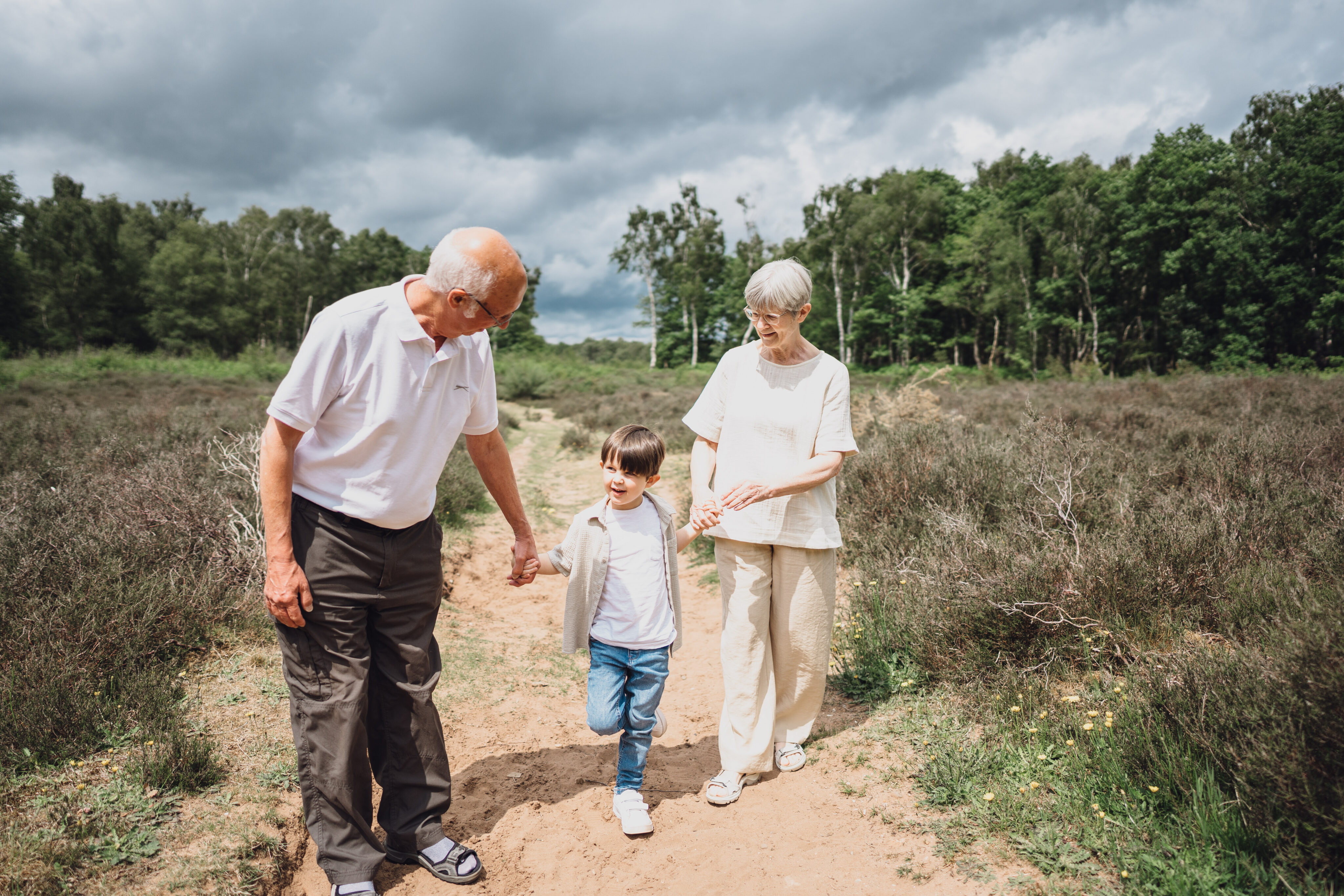 CHESHIRE FAMILY PHOTOGRAPHER