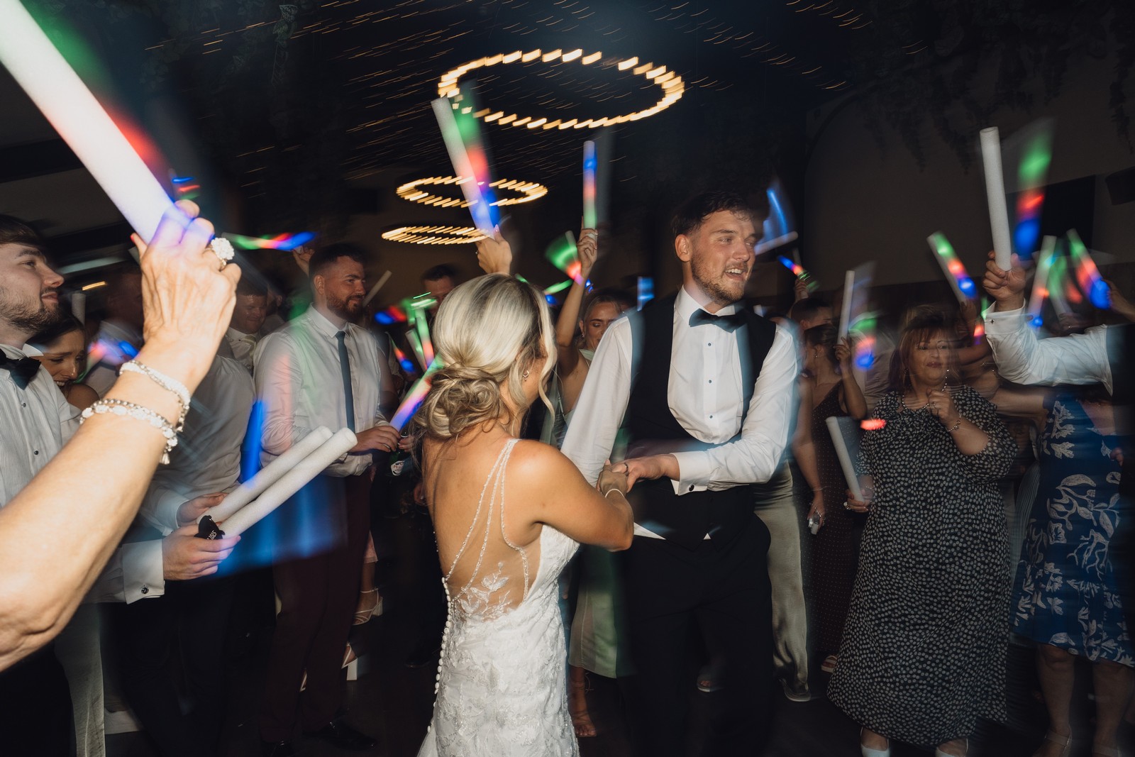 Louise & Michael’s Magical Foxtail Summer Wedding