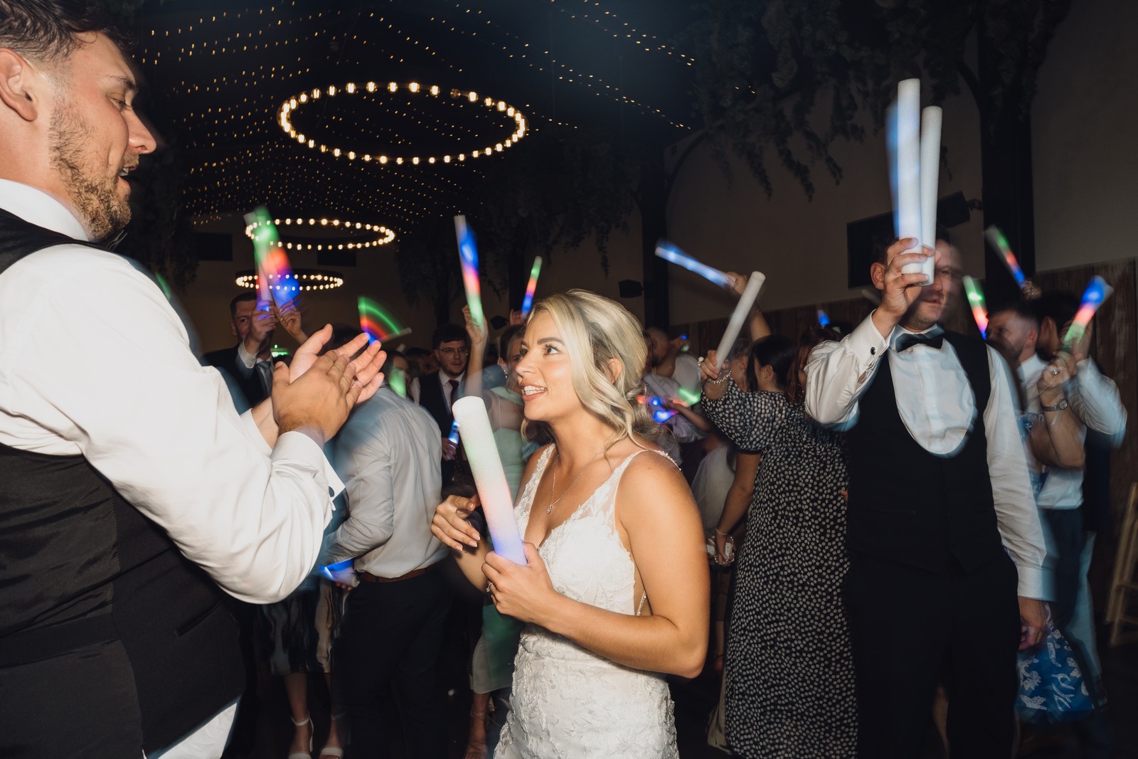 Louise & Michael’s Magical Foxtail Summer Wedding