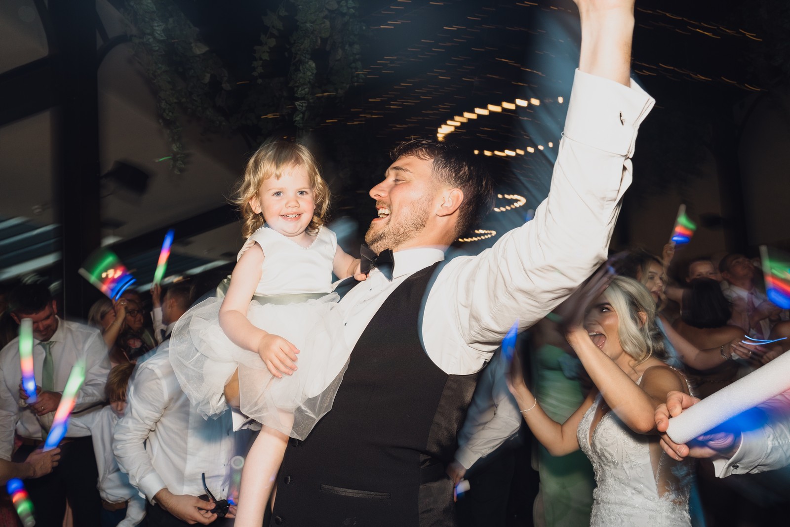 Louise & Michael’s Magical Foxtail Summer Wedding