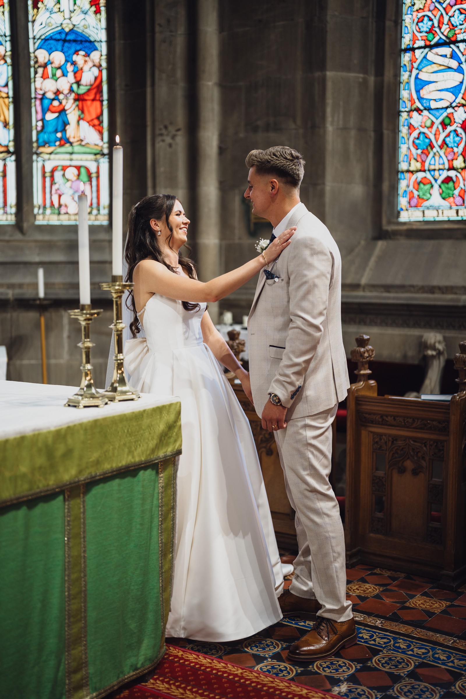Megan & Joe’s Energetic, Fun-Filled Abbeywood Wedding