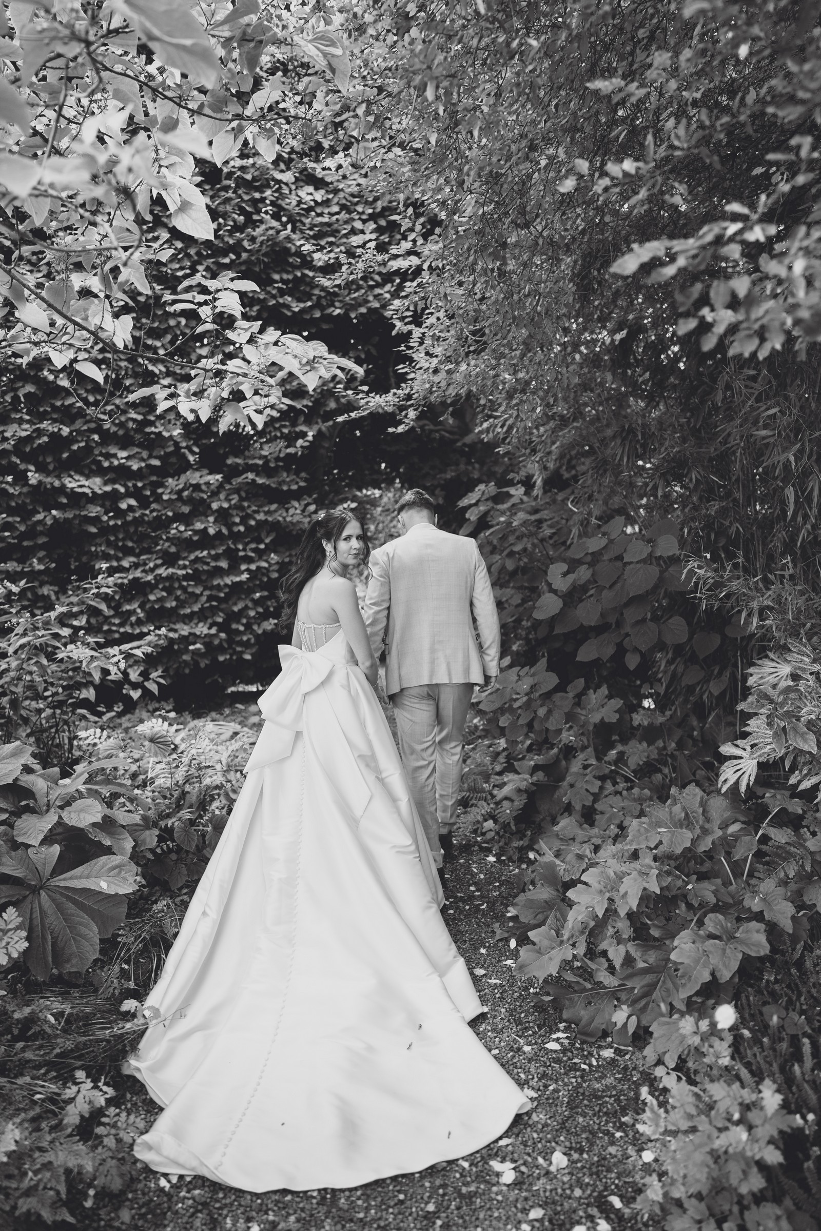 Megan & Joe’s Energetic, Fun-Filled Abbeywood Wedding