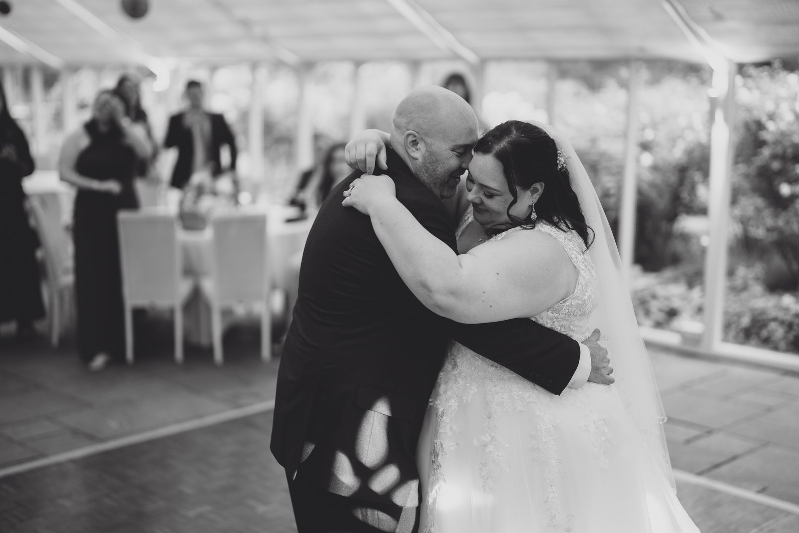 Lisa & Chris at Abbeywood Estate, Delamere Lisa & Chris at Abbeywood Estate, Delamere