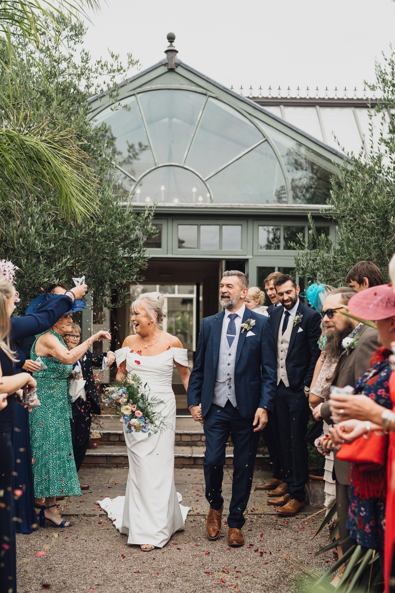 Ali & Noel – A Joyful Garden Wedding Filled with Love and Laughter Ali & Noel – A Joyful Garden Wedding Filled with Love and Laughter
