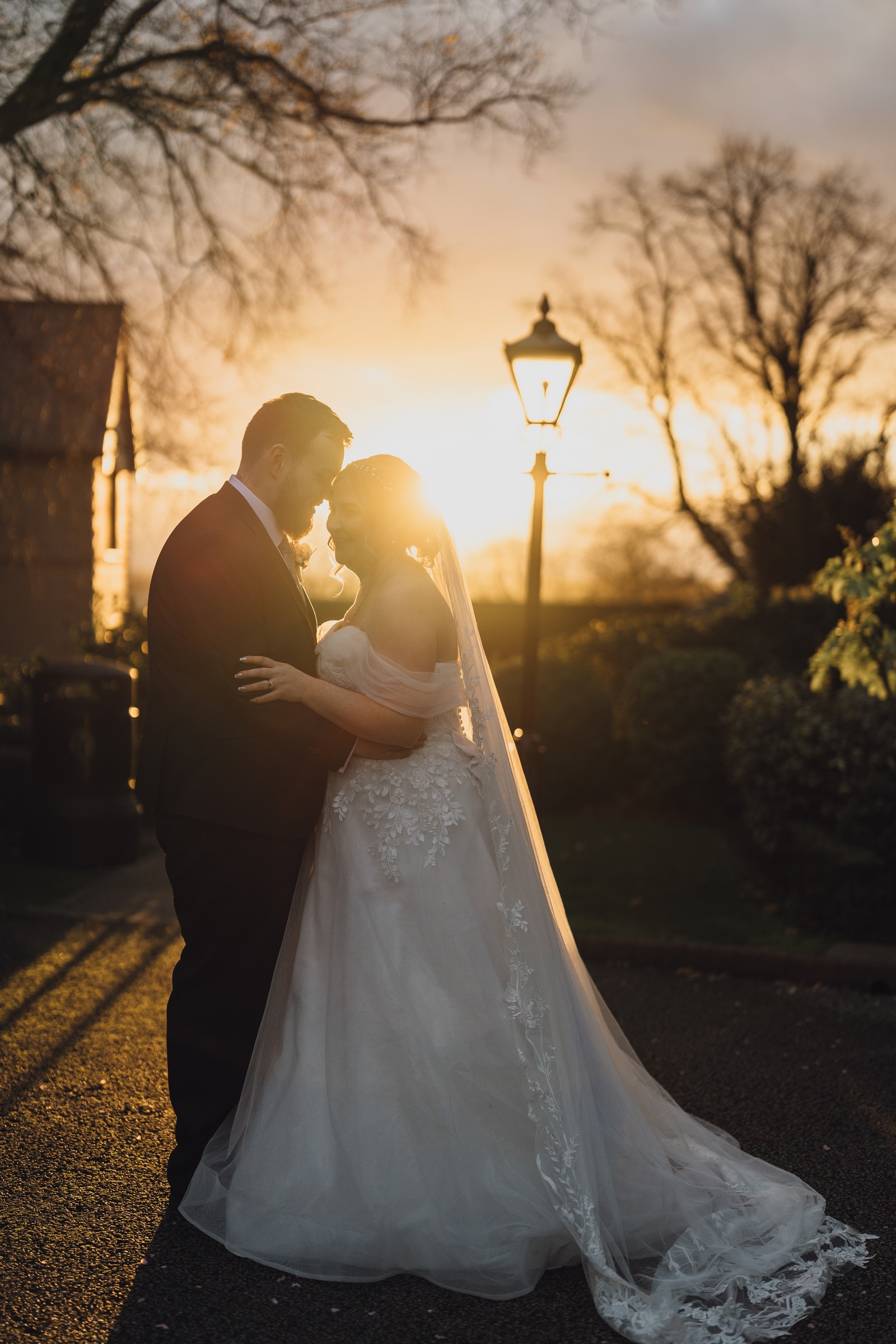 Poppy & Arron – West Tower Wedding
