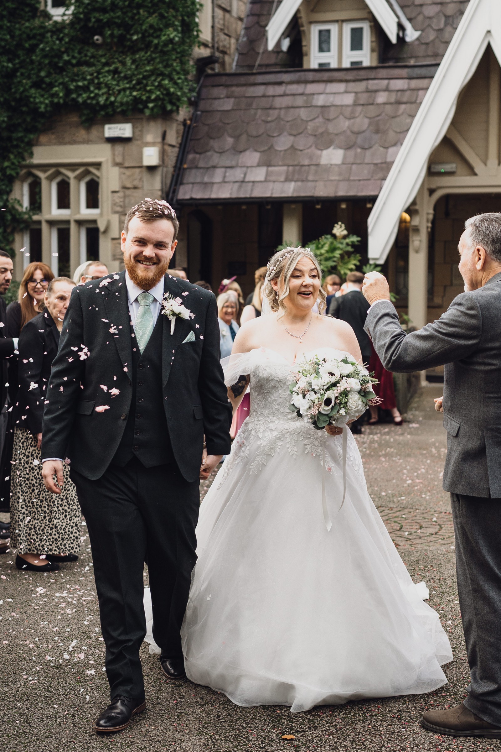 Poppy & Arron – West Tower Wedding