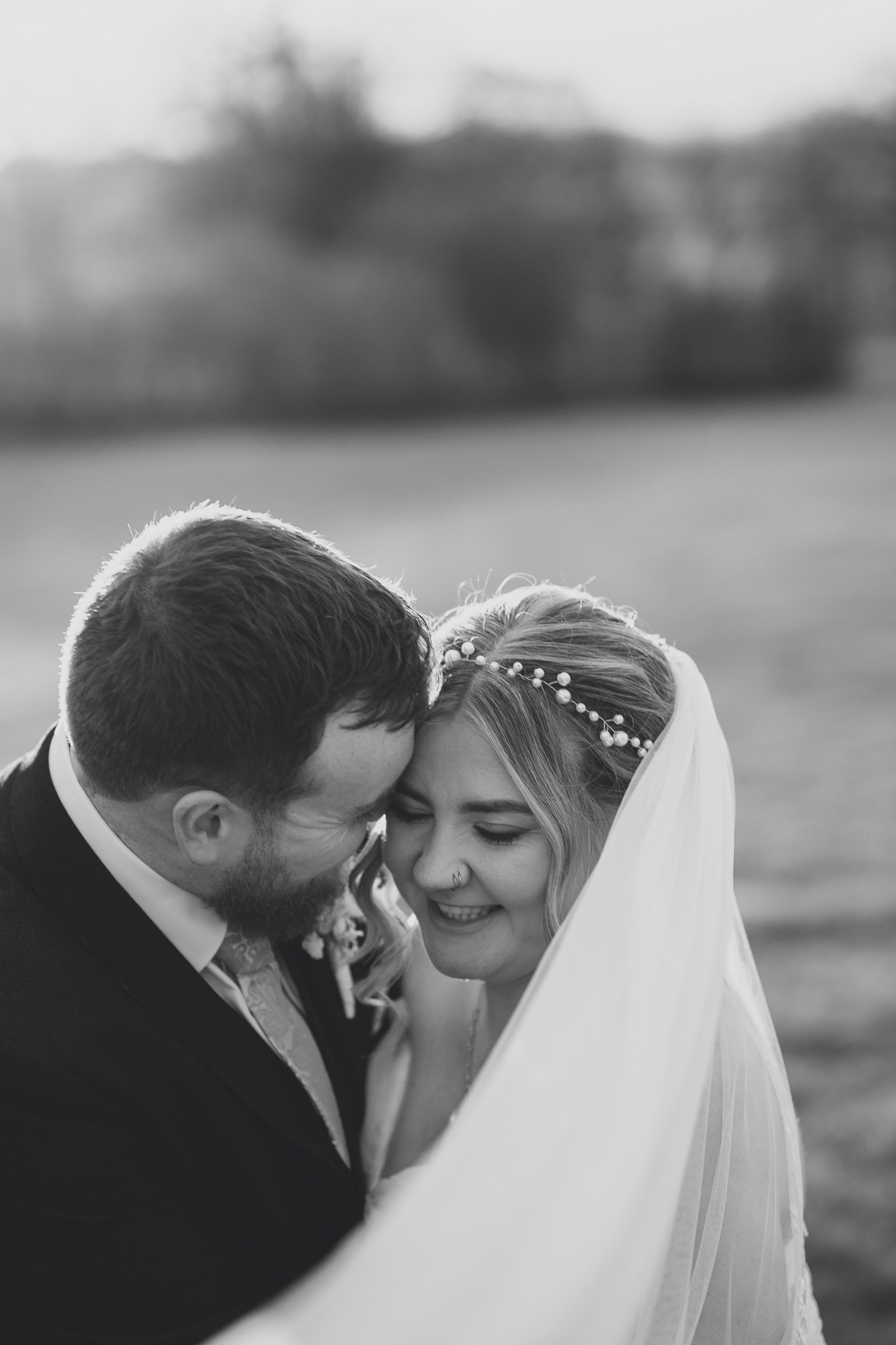 Poppy & Arron – West Tower Wedding