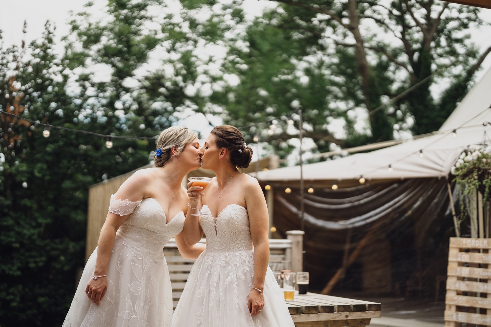 Emma & Samantha’s Sensational Summer Wedding at Rylands Farmhouse Emma & Samantha’s Sensational Summer Wedding at Rylands Farmhouse