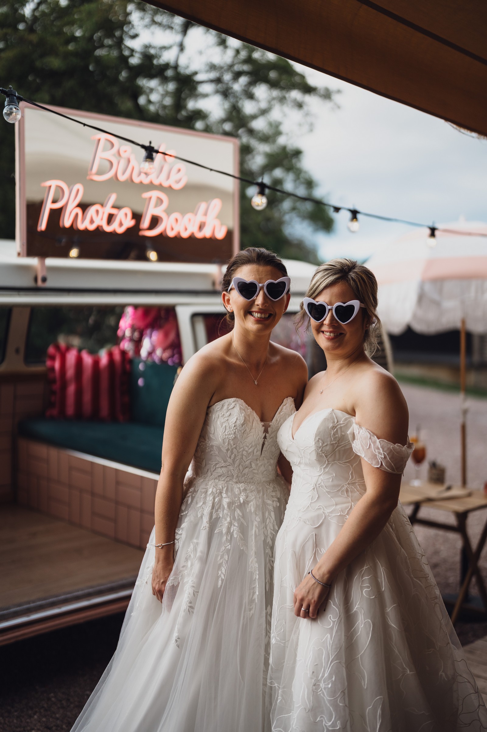 Emma & Samantha’s Sensational Summer Wedding at Rylands Farmhouse Emma & Samantha’s Sensational Summer Wedding at Rylands Farmhouse