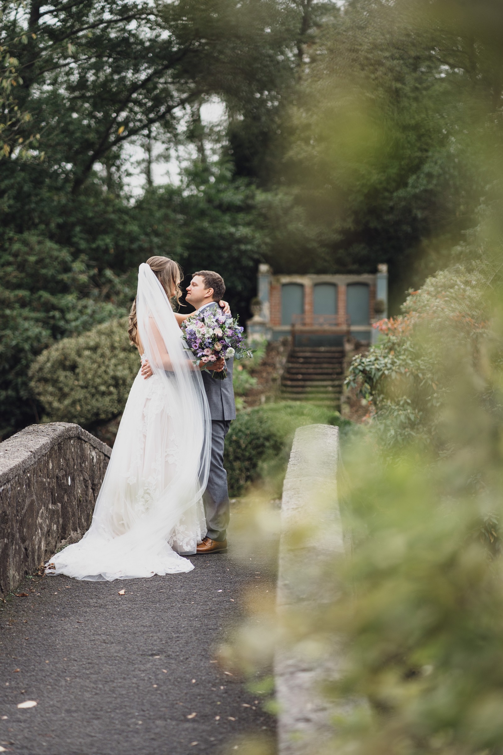 Emma & Steve’s Fun, Colourful, and Relaxed Wedding at Foxtail Barns