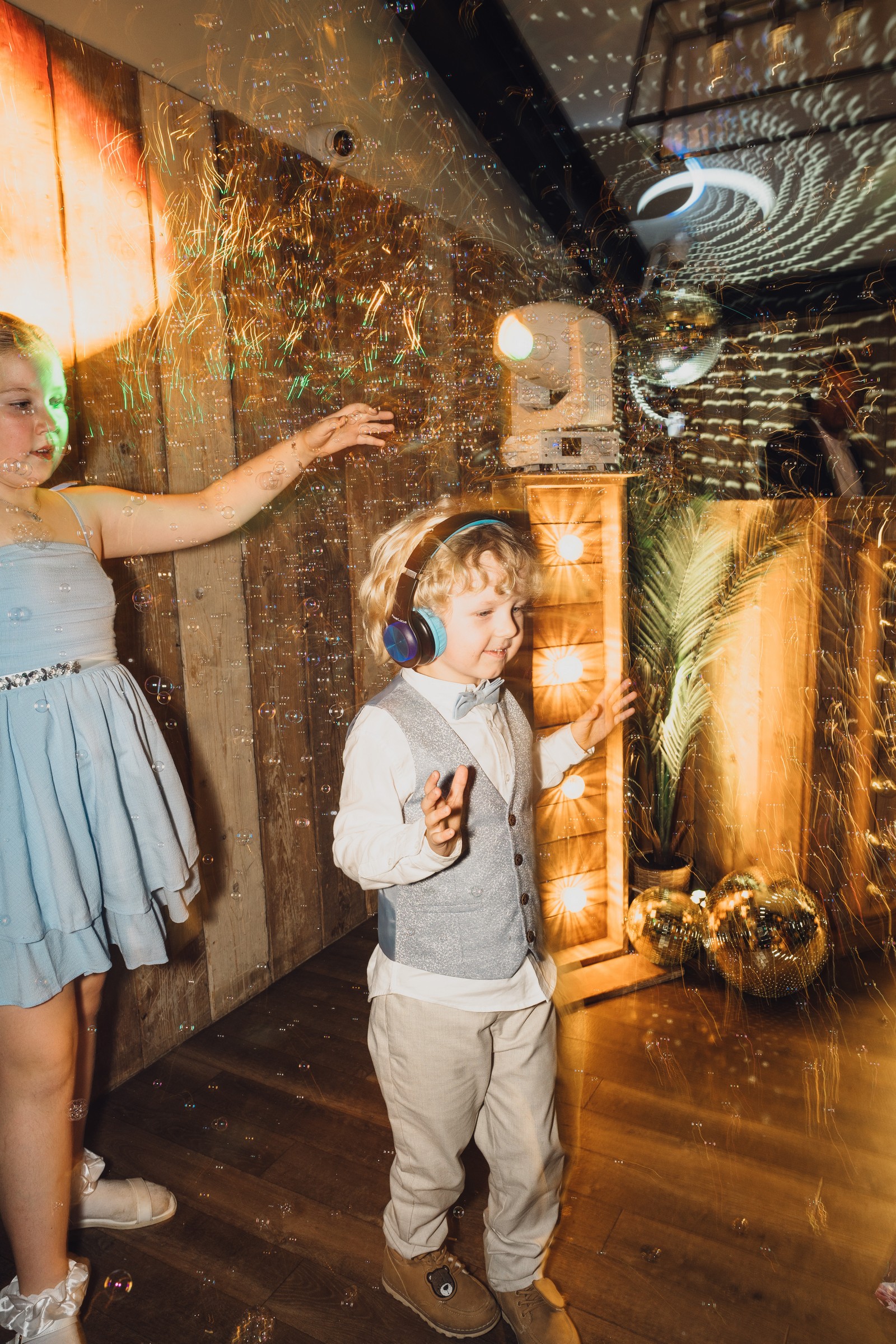 Emma & Steve’s Fun, Colourful, and Relaxed Wedding at Foxtail Barns