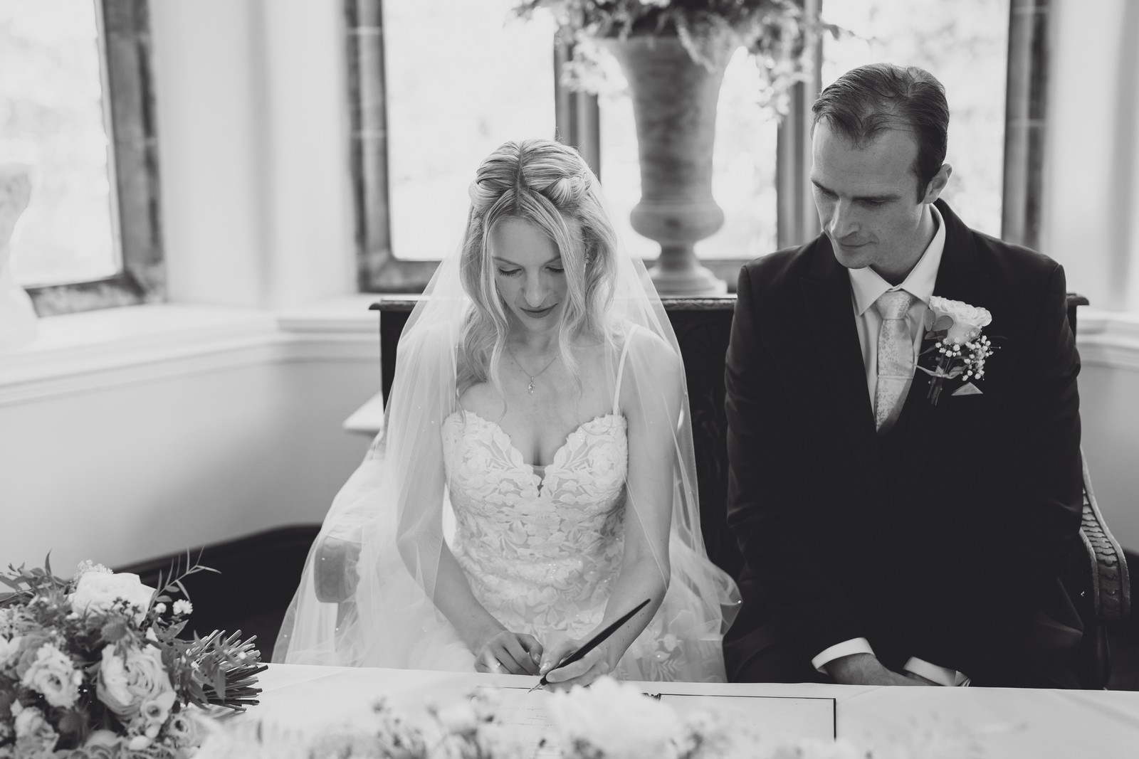 Victoria & James – An Elegant Bird-Themed Wedding Full of Heart and Harmony Victoria & James – An Elegant Bird-Themed Wedding Full of Heart and Harmony