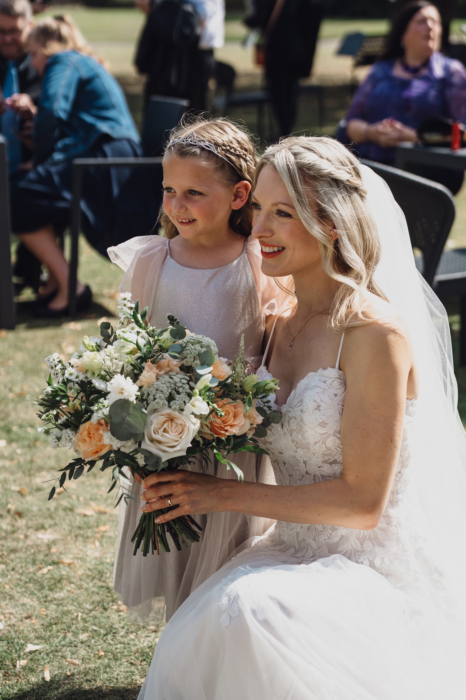 Victoria & James – An Elegant Bird-Themed Wedding Full of Heart and Harmony Victoria & James – An Elegant Bird-Themed Wedding Full of Heart and Harmony