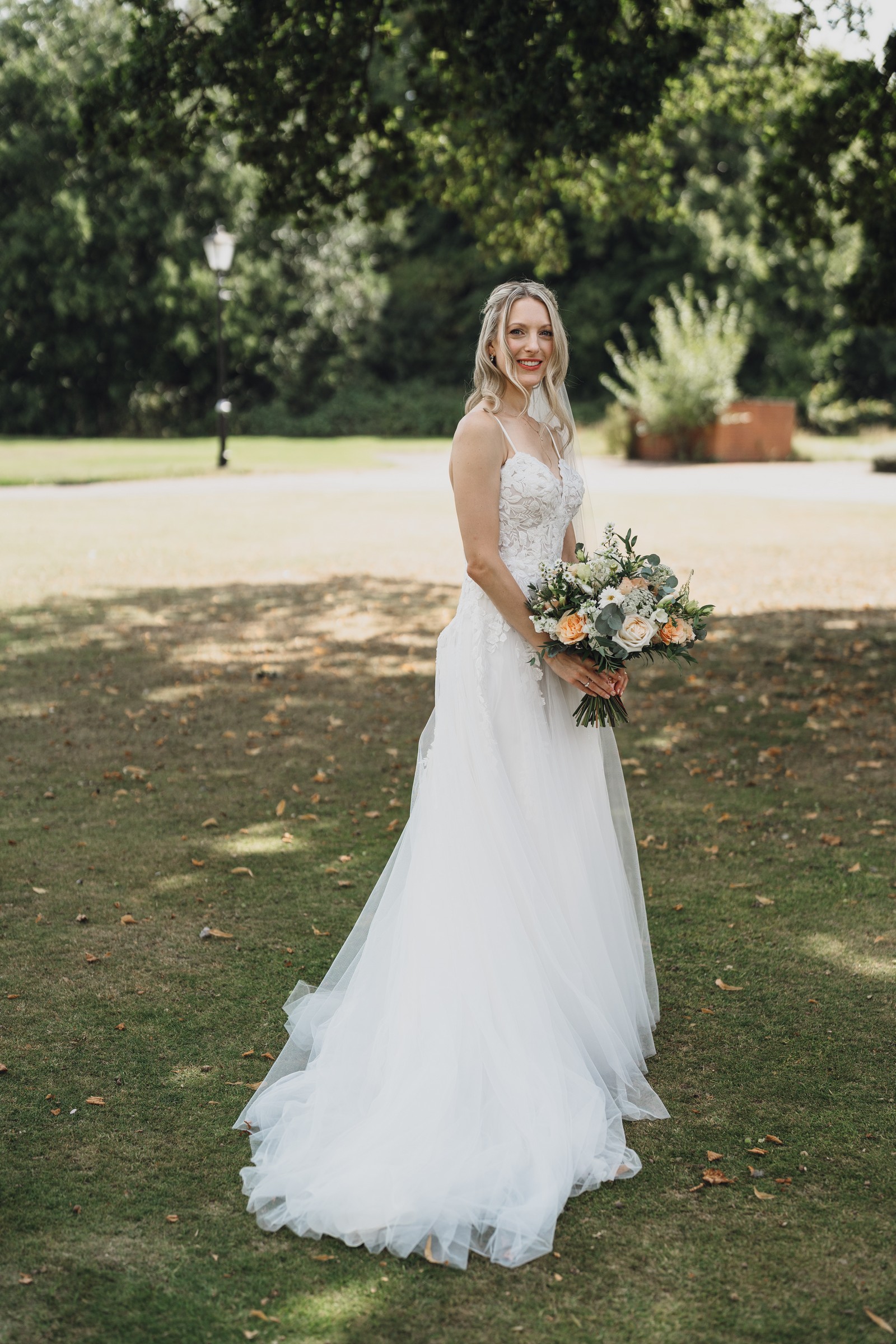 Victoria & James – An Elegant Bird-Themed Wedding Full of Heart and Harmony Victoria & James – An Elegant Bird-Themed Wedding Full of Heart and Harmony