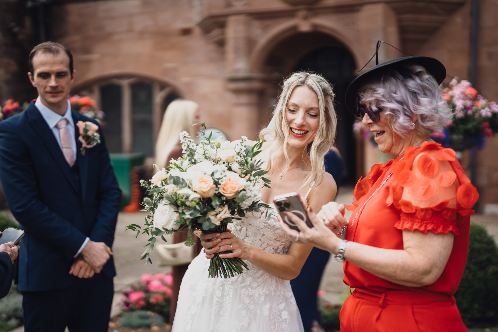 Victoria & James – An Elegant Bird-Themed Wedding Full of Heart and Harmony Victoria & James – An Elegant Bird-Themed Wedding Full of Heart and Harmony