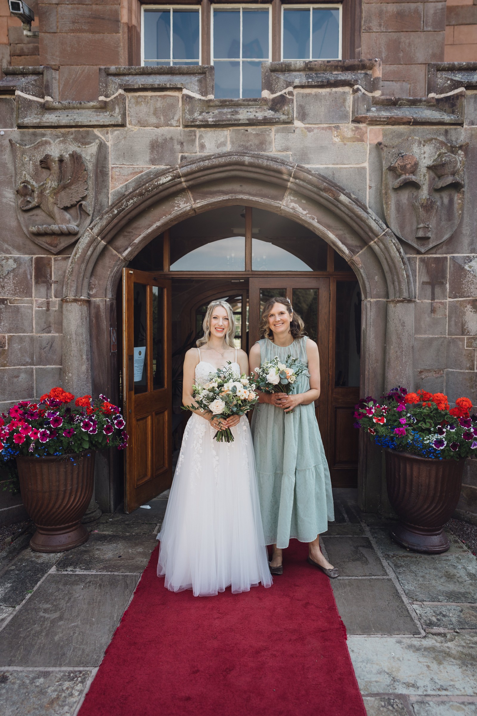 Victoria & James – An Elegant Bird-Themed Wedding Full of Heart and Harmony Victoria & James – An Elegant Bird-Themed Wedding Full of Heart and Harmony