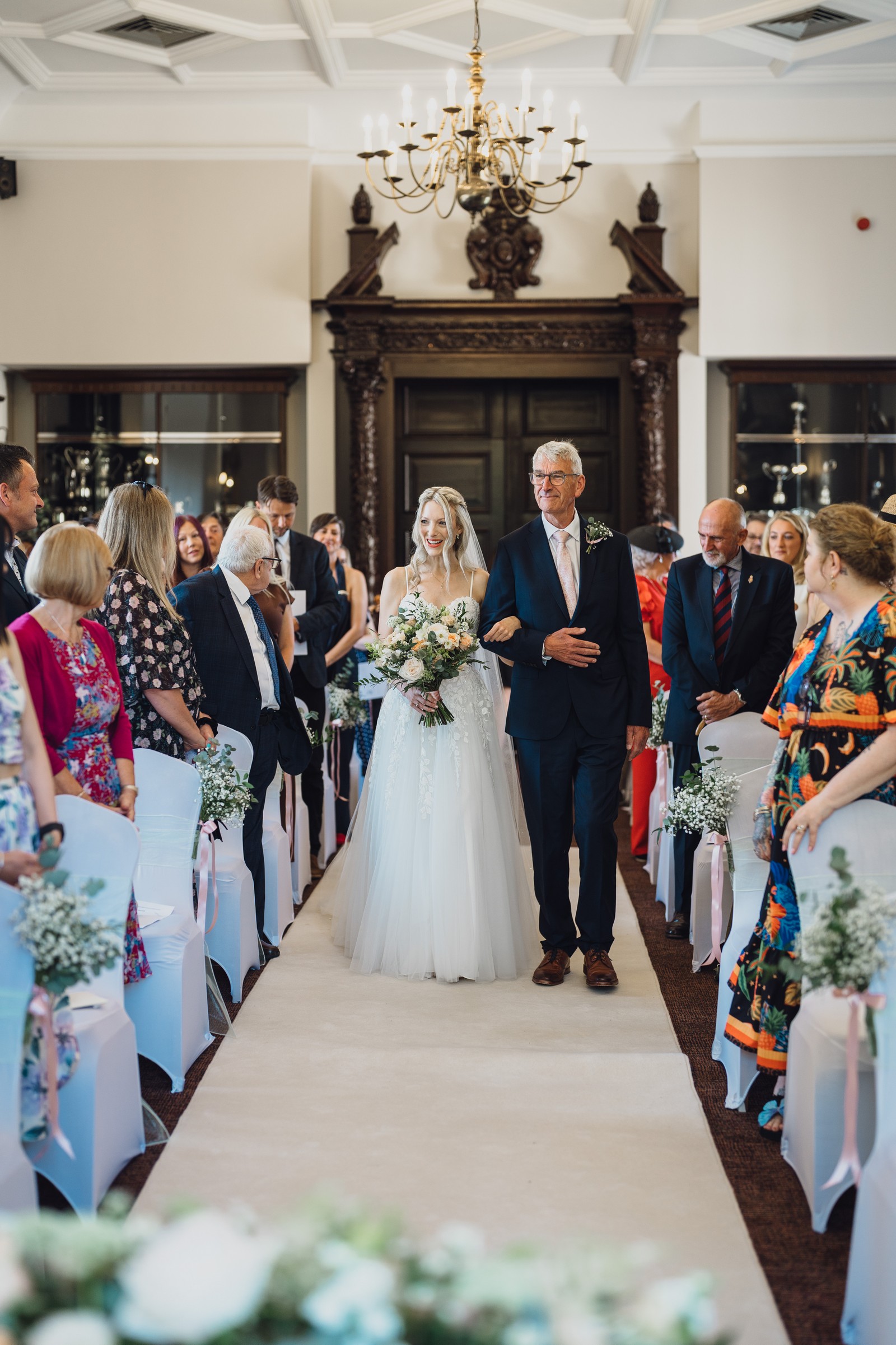Victoria & James – An Elegant Bird-Themed Wedding Full of Heart and Harmony Victoria & James – An Elegant Bird-Themed Wedding Full of Heart and Harmony