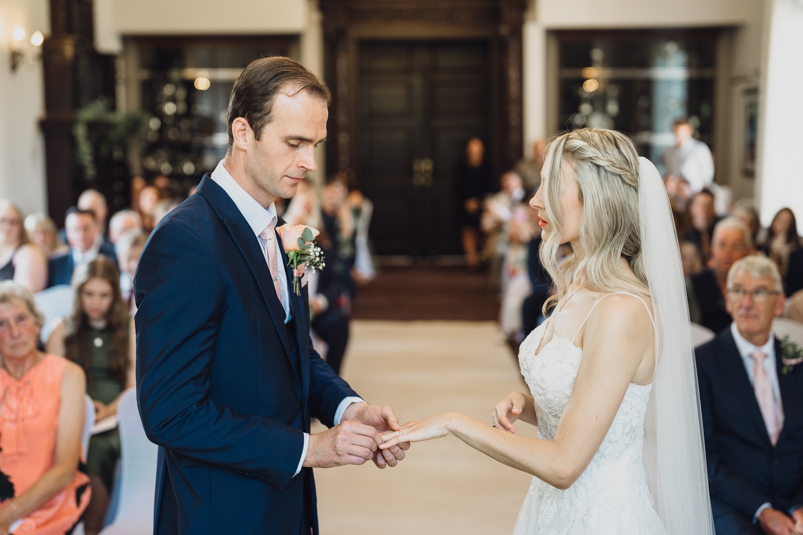 Victoria & James – An Elegant Bird-Themed Wedding Full of Heart and Harmony Victoria & James – An Elegant Bird-Themed Wedding Full of Heart and Harmony