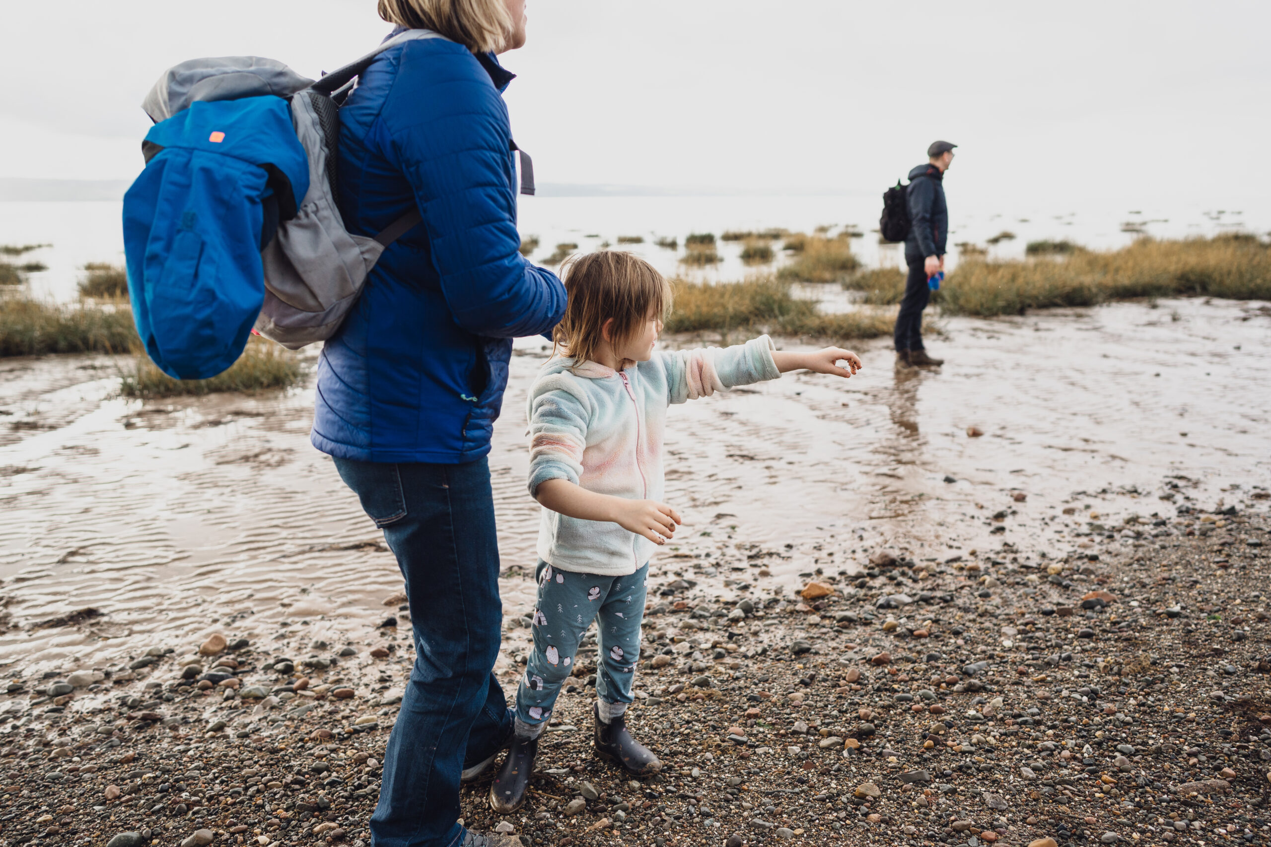 A Muddy Magical Beach Evening With the Cooper-Ryan Family