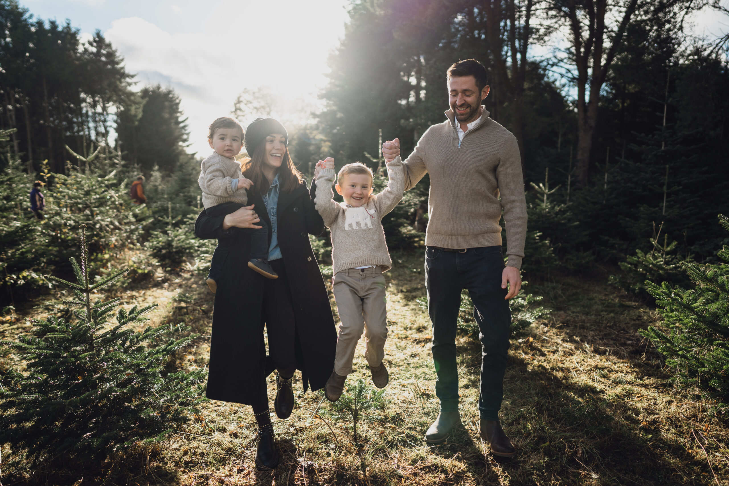 christmas tree farm family shoot